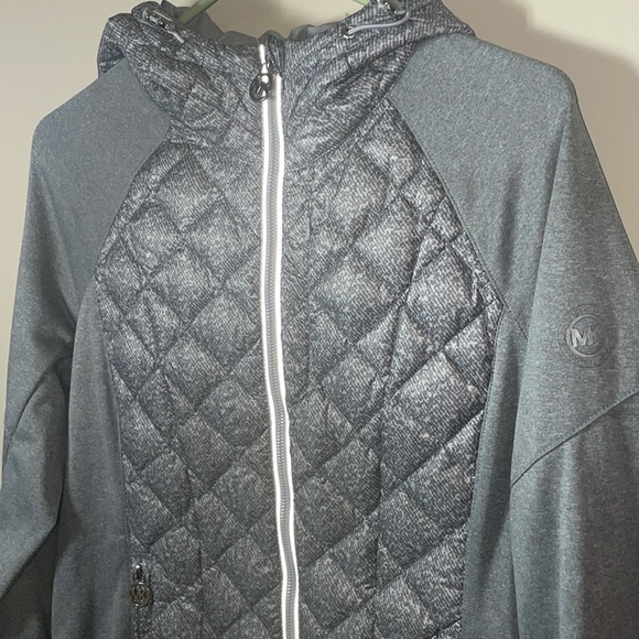 MICHAEL Michael Kors Quilted Duck Down Jacket Puffer Ladies Light Gray Size Med - Picture 11 of 13